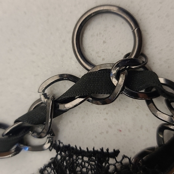 DESIGNER black chain choker - Picture 5 of 8